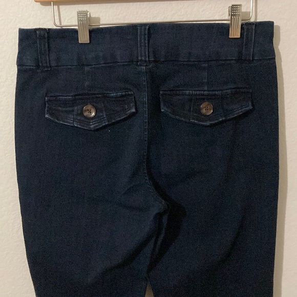 ONE 5 ONE blue jeans size 10 slightly flared. 40% cotton 32% polyester 27% rayon - Picture 3 of 11
